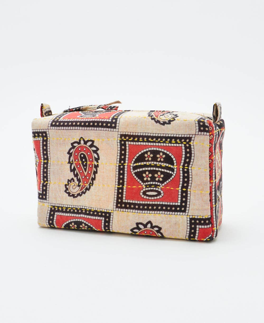 Medium Toiletry Bag ~ Vases
