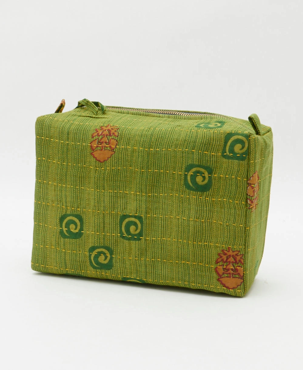 Large Toiletry Bag ~ Mantis