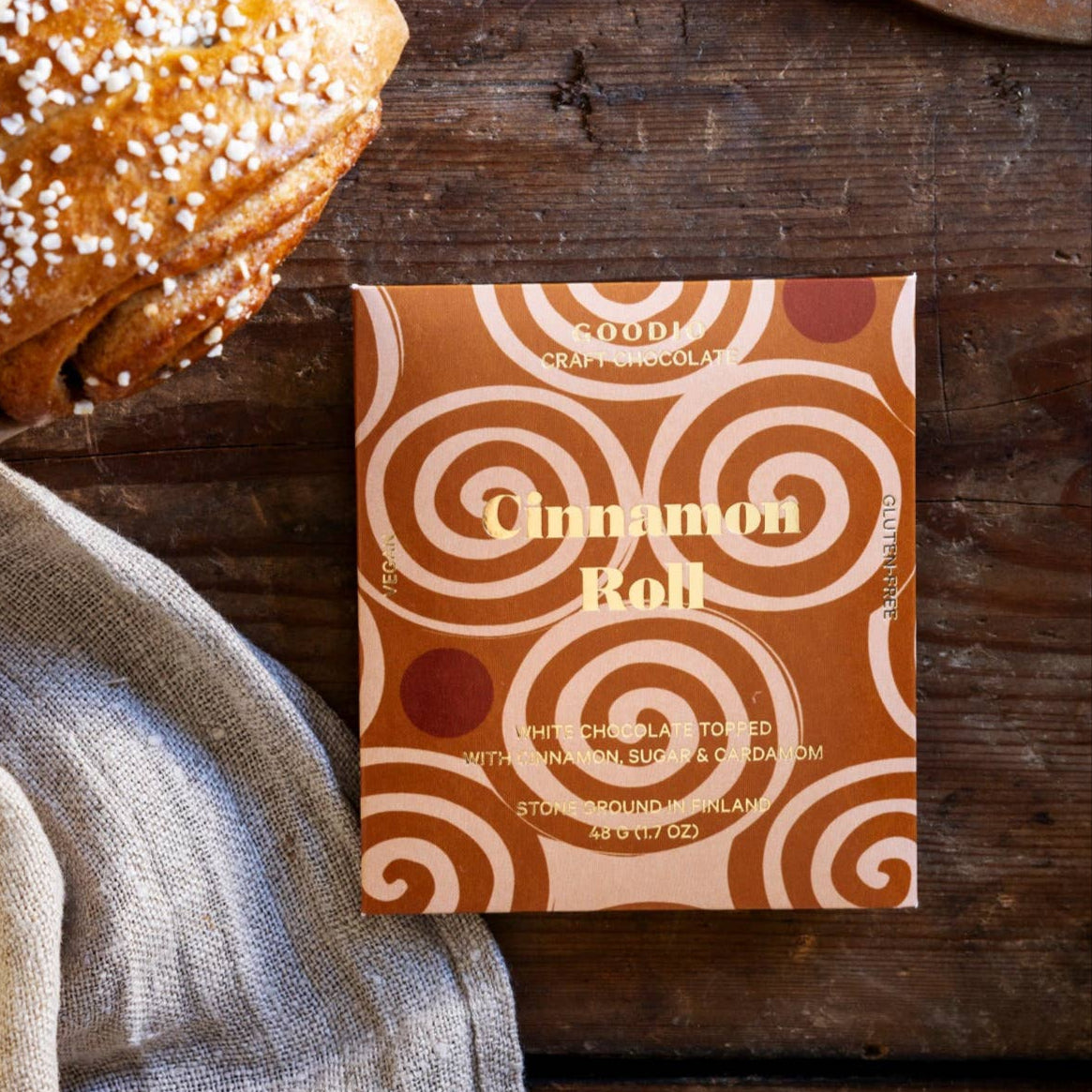 Chocolate (White) ~ Cinnamon Roll