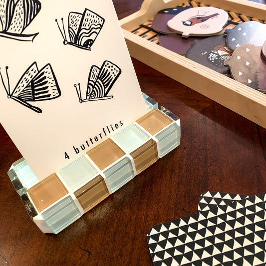 Picture Stand ~ Hazelnut Milk Chocolate