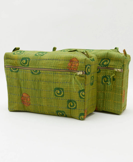 Large Toiletry Bag ~ Mantis