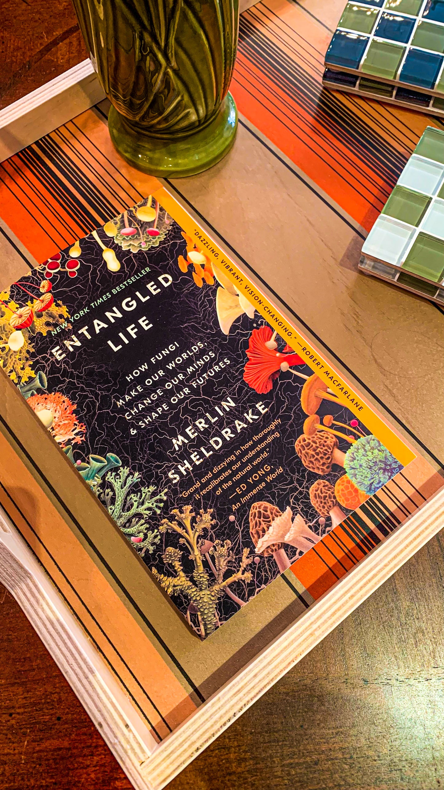 Paperback Book ~ Entangled Life by Merlin Sheldrake