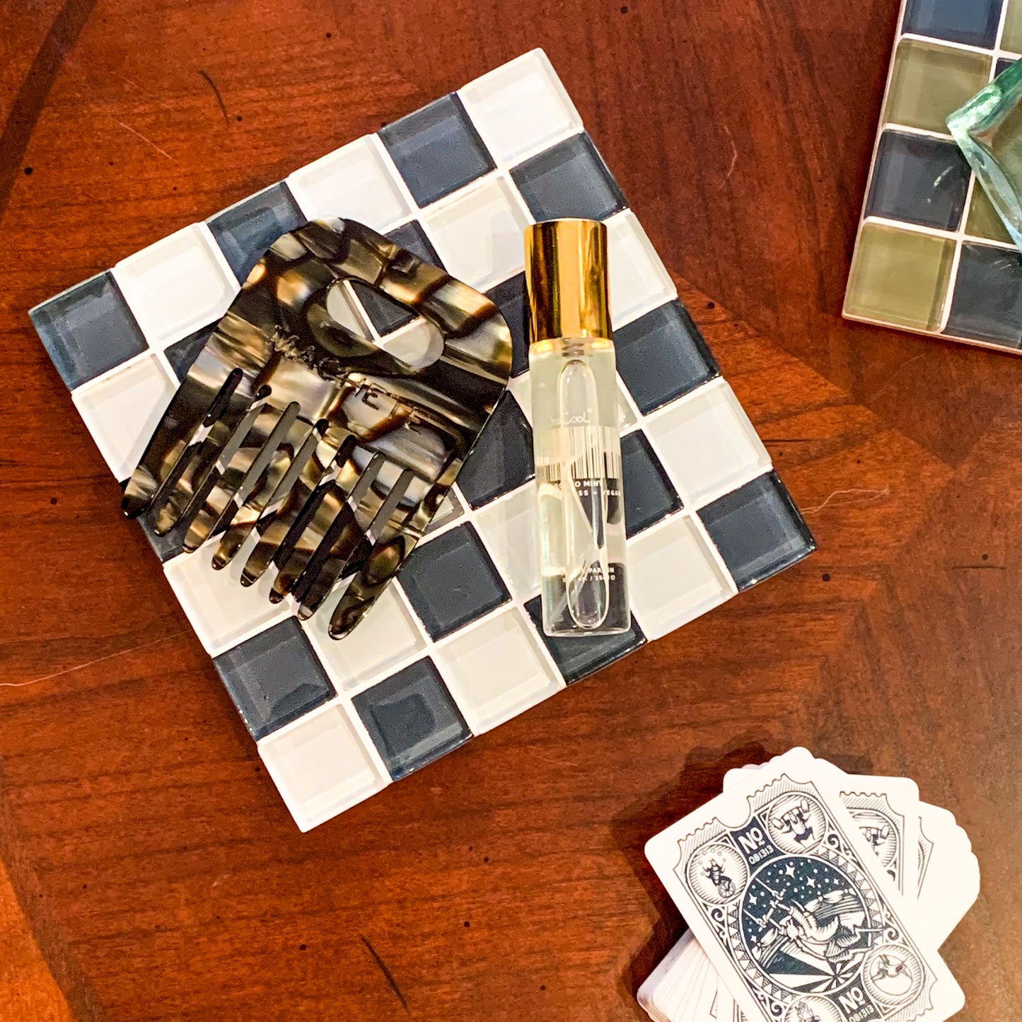Square Glass Tile Tray ~ Stone Wall