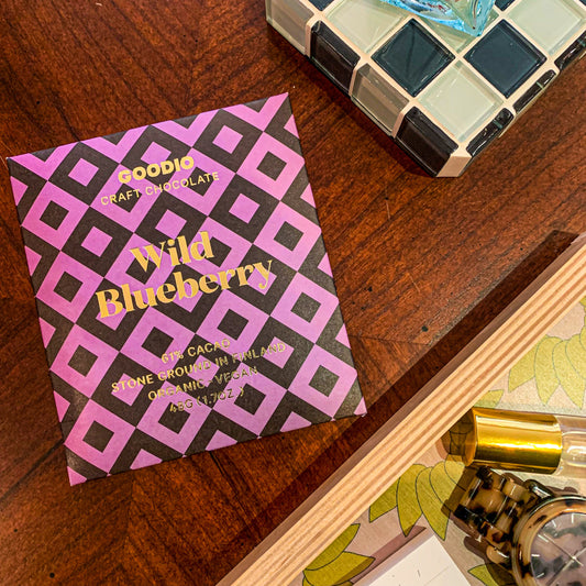 Chocolate ~ Wild Blueberry (61%)