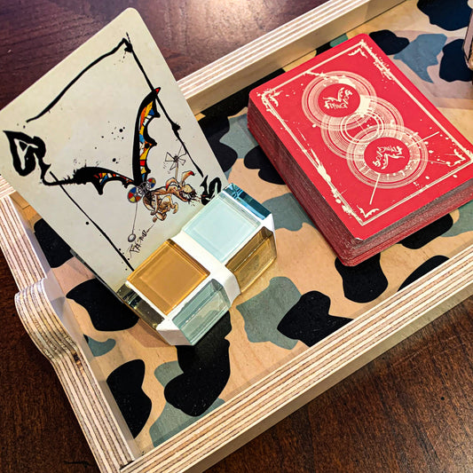 Subtle art studios mini picture stand in hazelnut milk chocolate