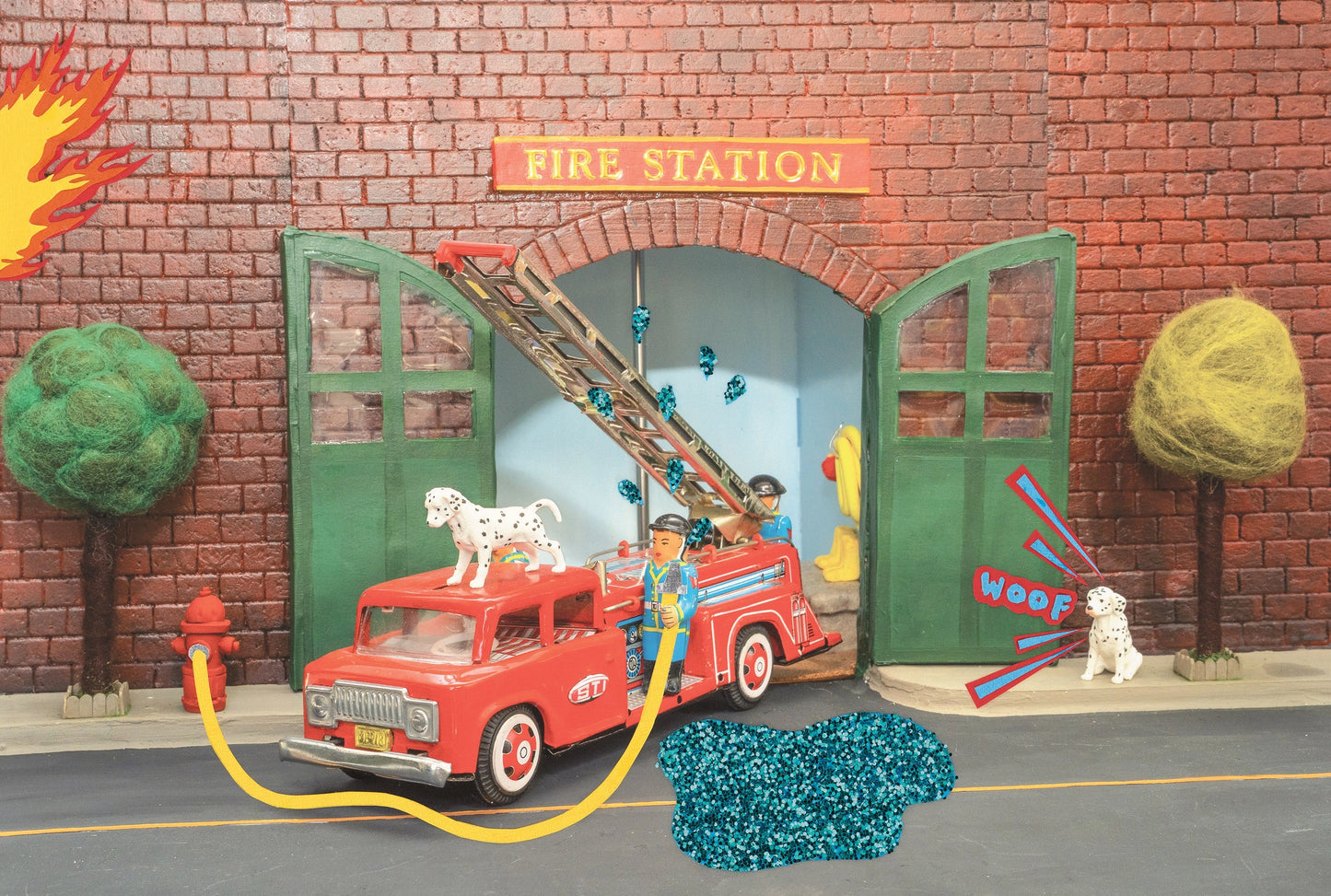 Puzzle (100 Piece) ~ Fire Brigade