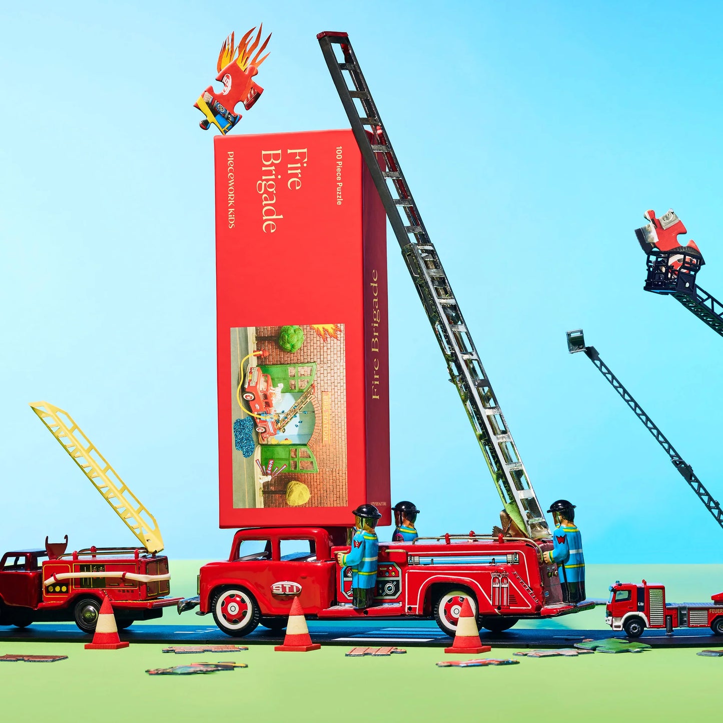 Puzzle (100 Piece) ~ Fire Brigade