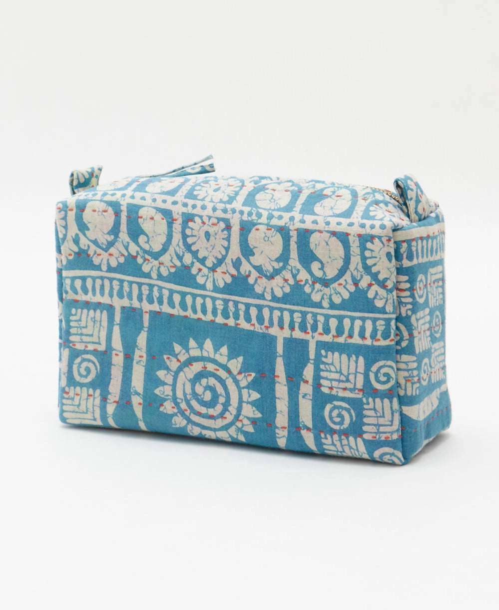 Medium Toiletry Bag ~ Blue Button