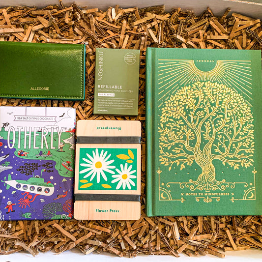 Gift Box ~ Portable Plant-Powered Pack