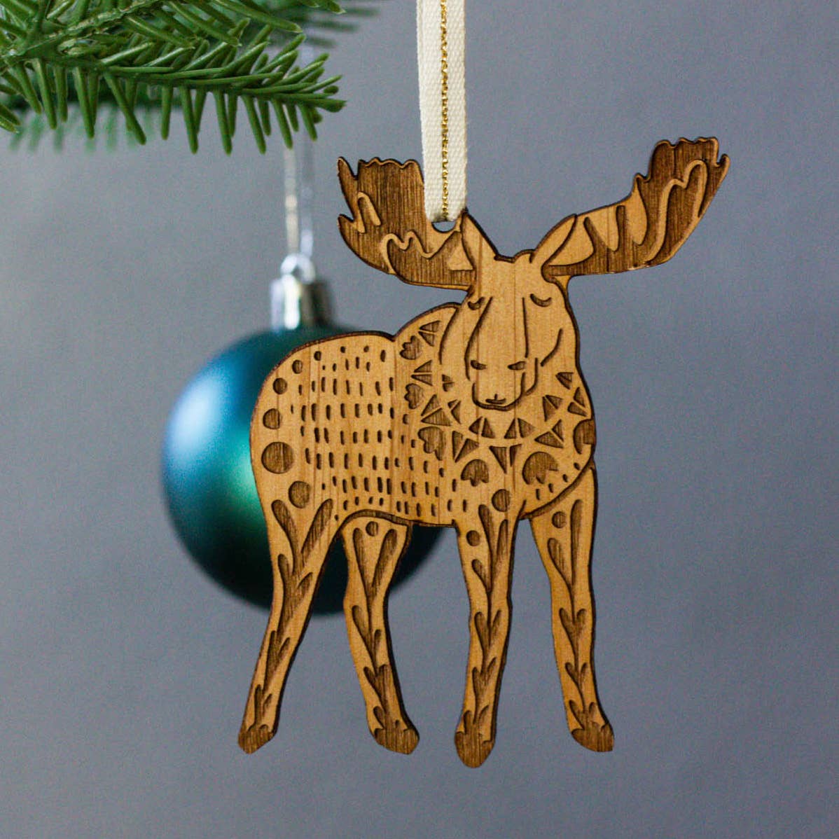 Wood Ornament ~ Moose