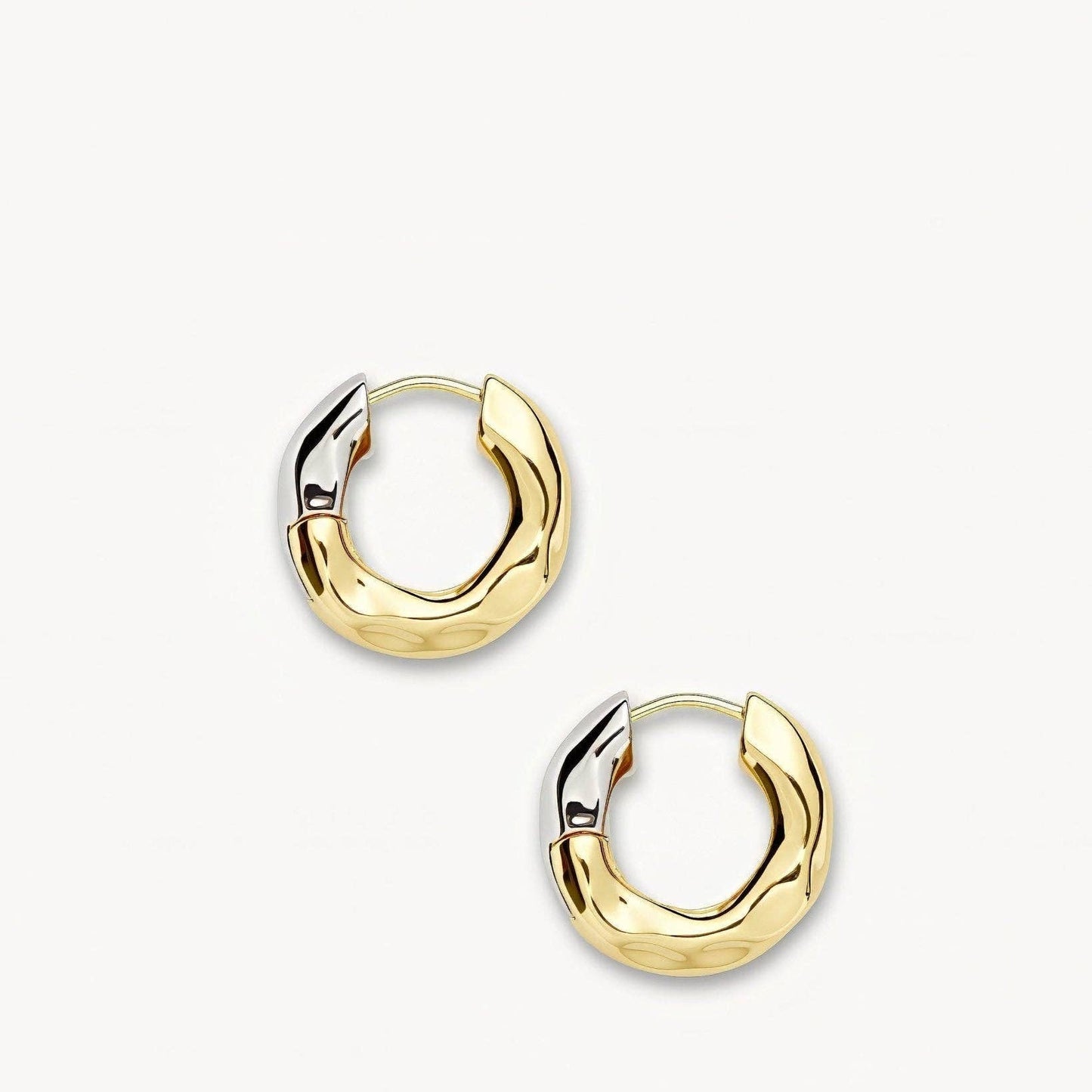 Wavy Chunky Hoops ~ 3/4 Gold