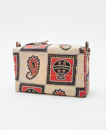 Medium Toiletry Bag ~ Vases