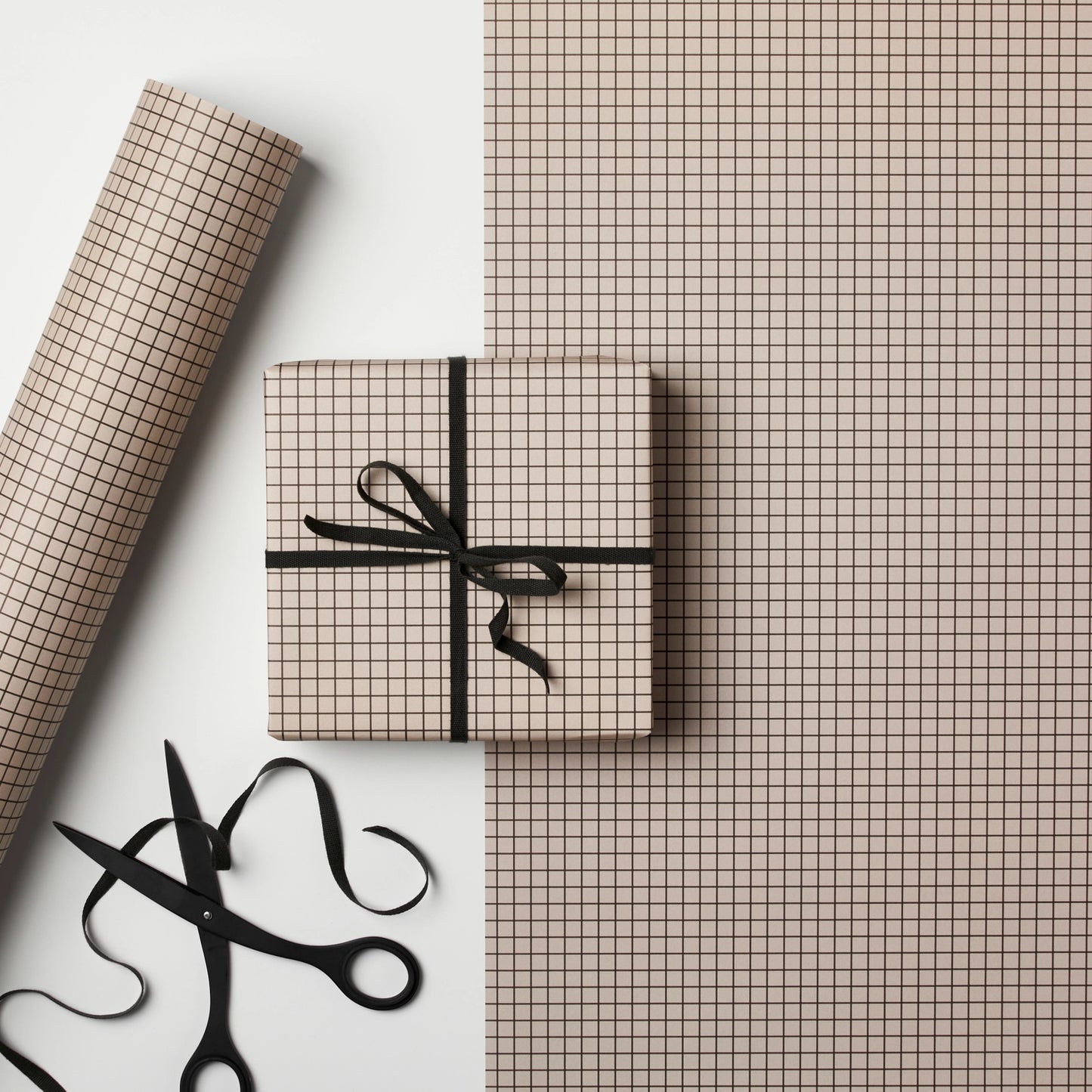 Complimentary Gift Wrapping~ Griege Grid