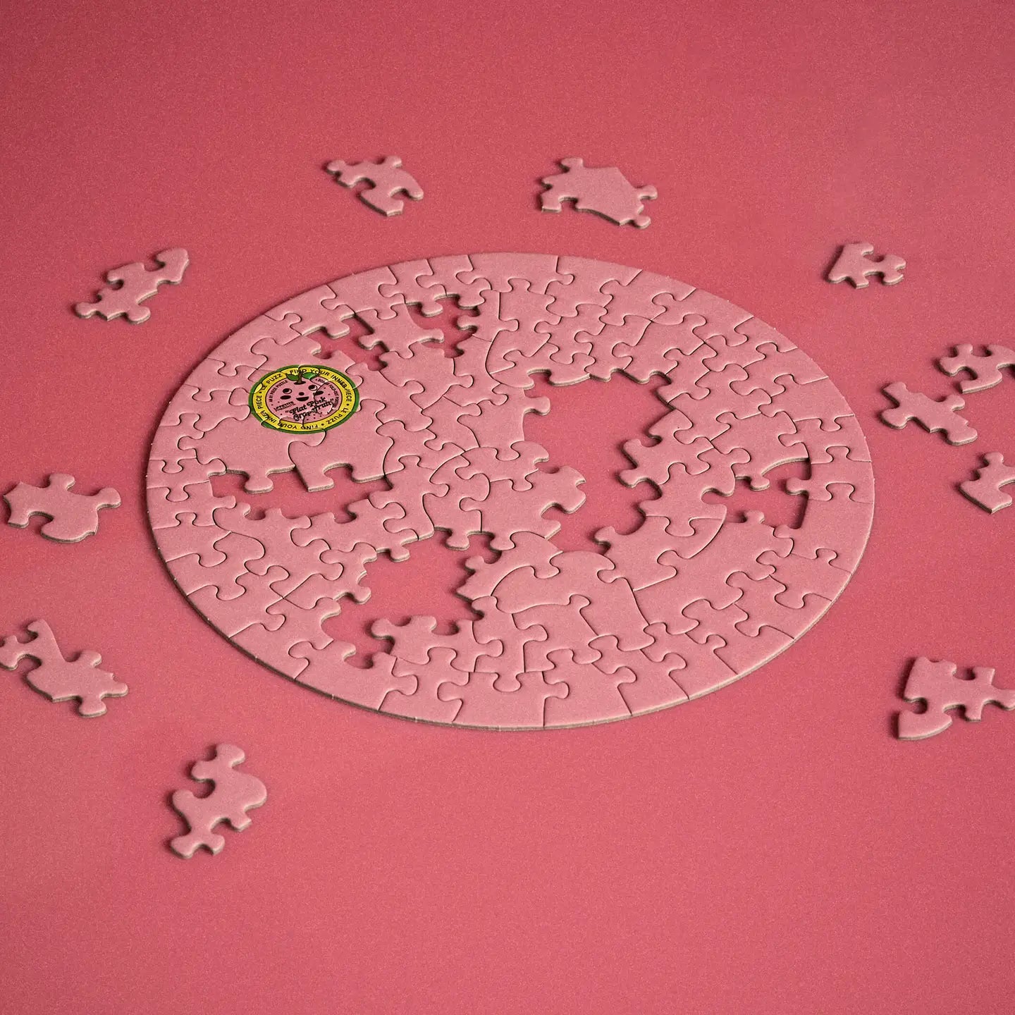 Round Puzzle (81 Pieces) ~ Flat Pink Grapefruit