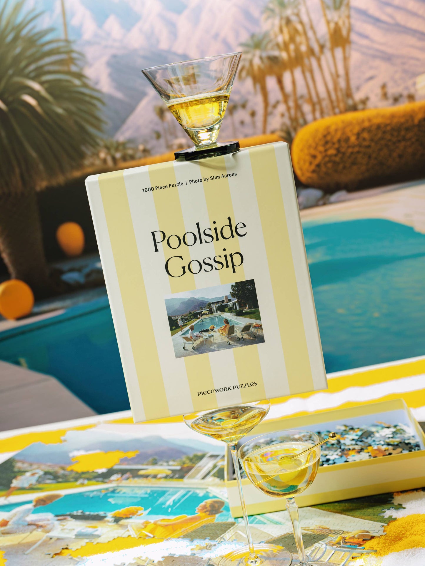 Puzzle (1000 Pieces) ~ Poolside Gossip