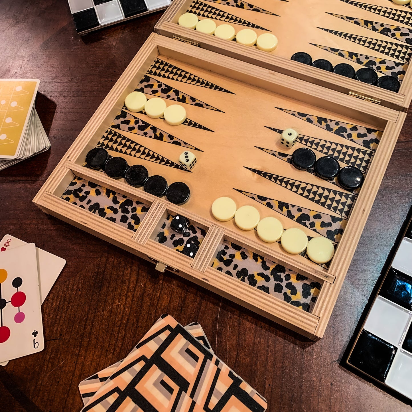 Backgammon Set (Travel) ~ Cheetah Gray
