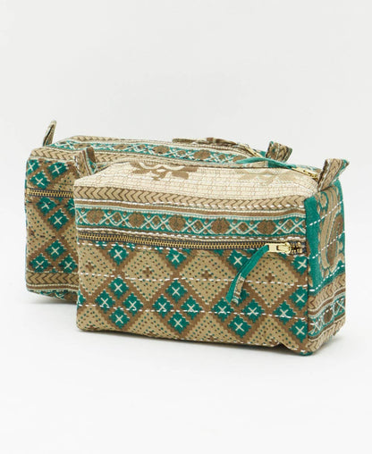 Medium Toiletry Bag ~ Blue Beige