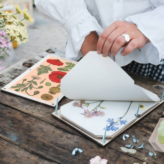 Large Flower Press - Vintage Poppy
