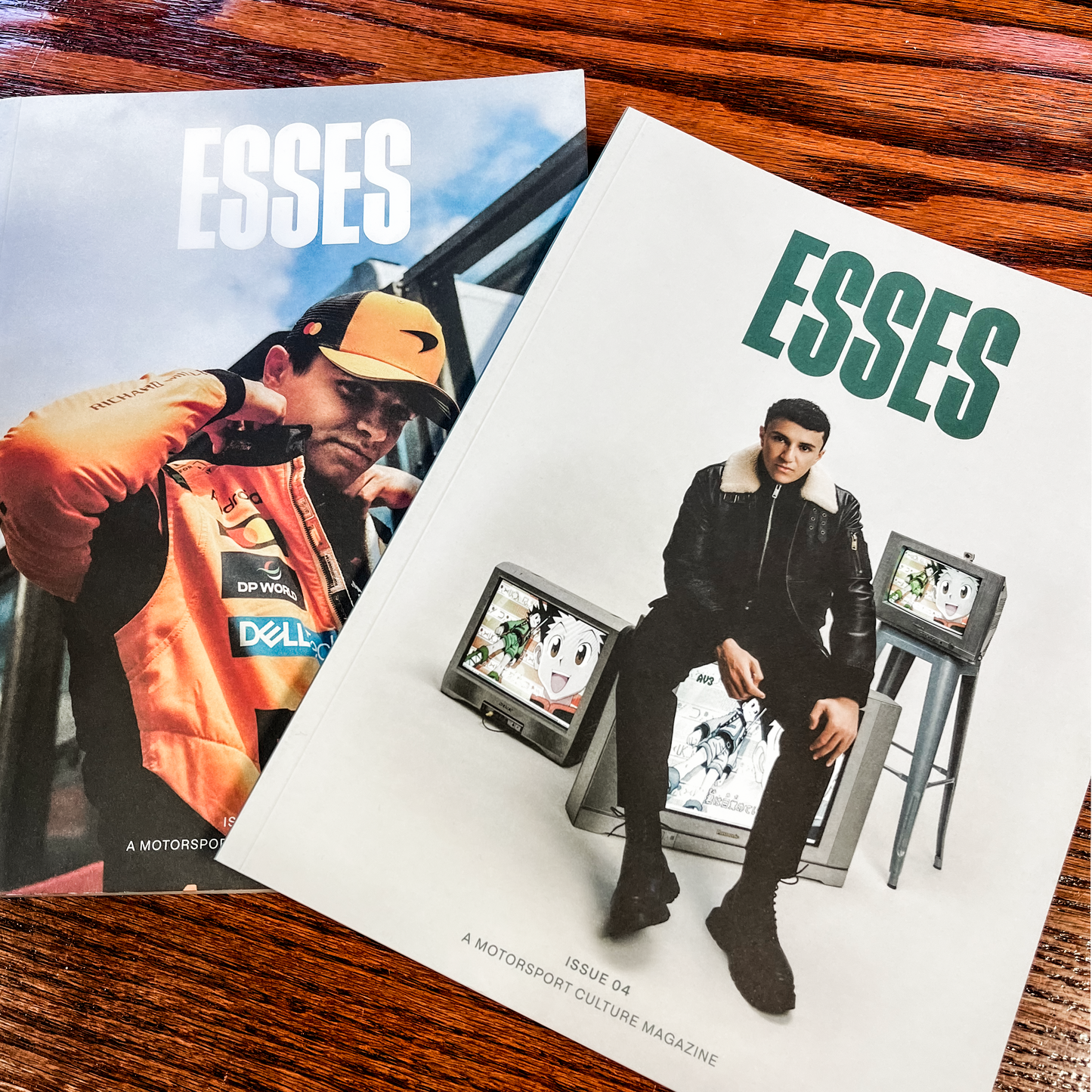 Esses ~ Duo Pack (Issue 3 & 4)