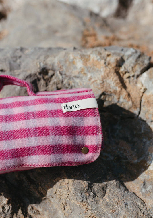 Small Picnic Blanket ~ Pink Micro Gingham