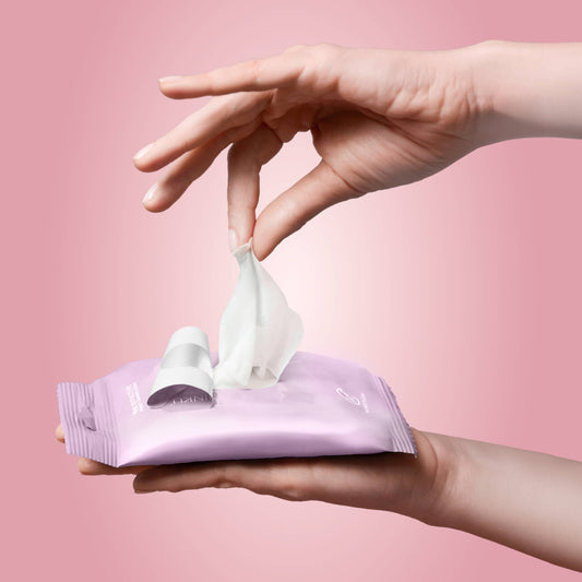 Hand Sanitizing Travel Wipes ~ Lavender