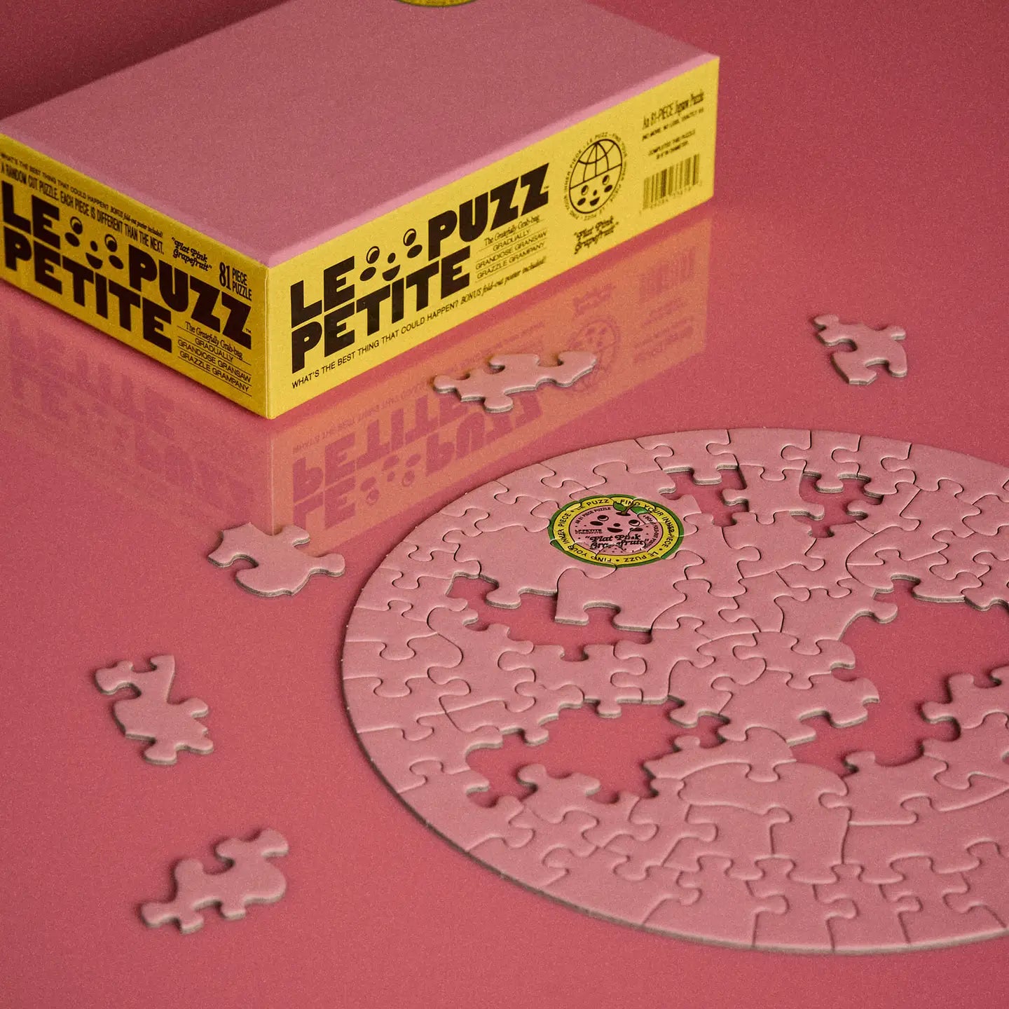 Round Puzzle (81 Pieces) ~ Flat Pink Grapefruit